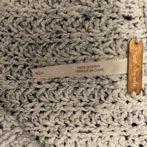 Free People gray sweater - Picture 2 of 3